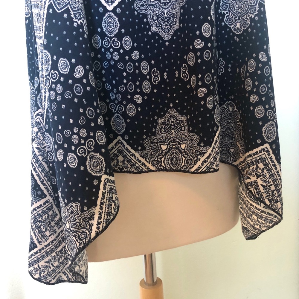 Blue Printed Pattern Tank - Picture 3 of 5